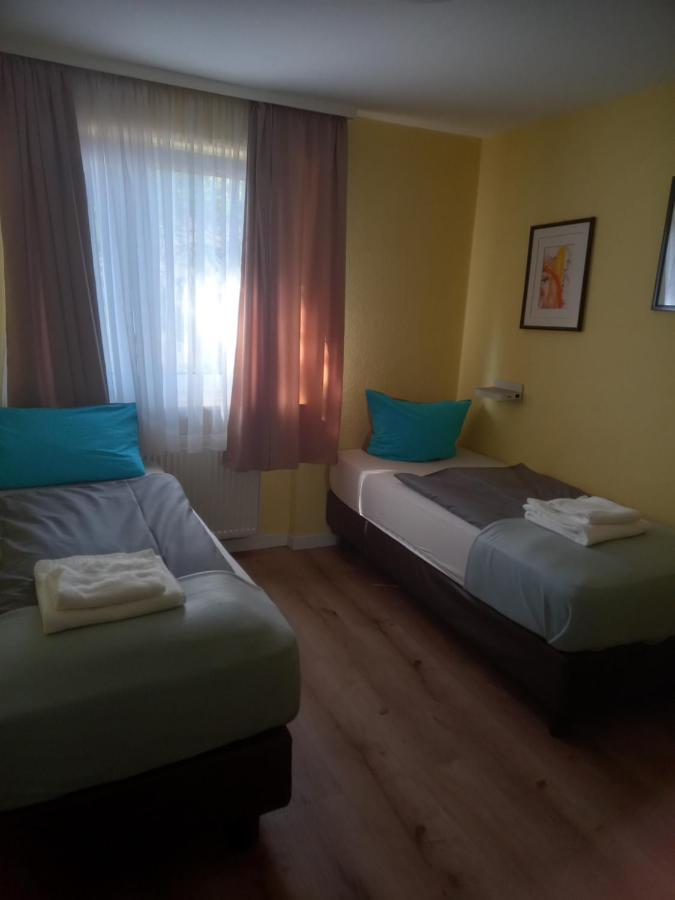 Hotel Wiesbadener Hof Stoccarda Esterno foto